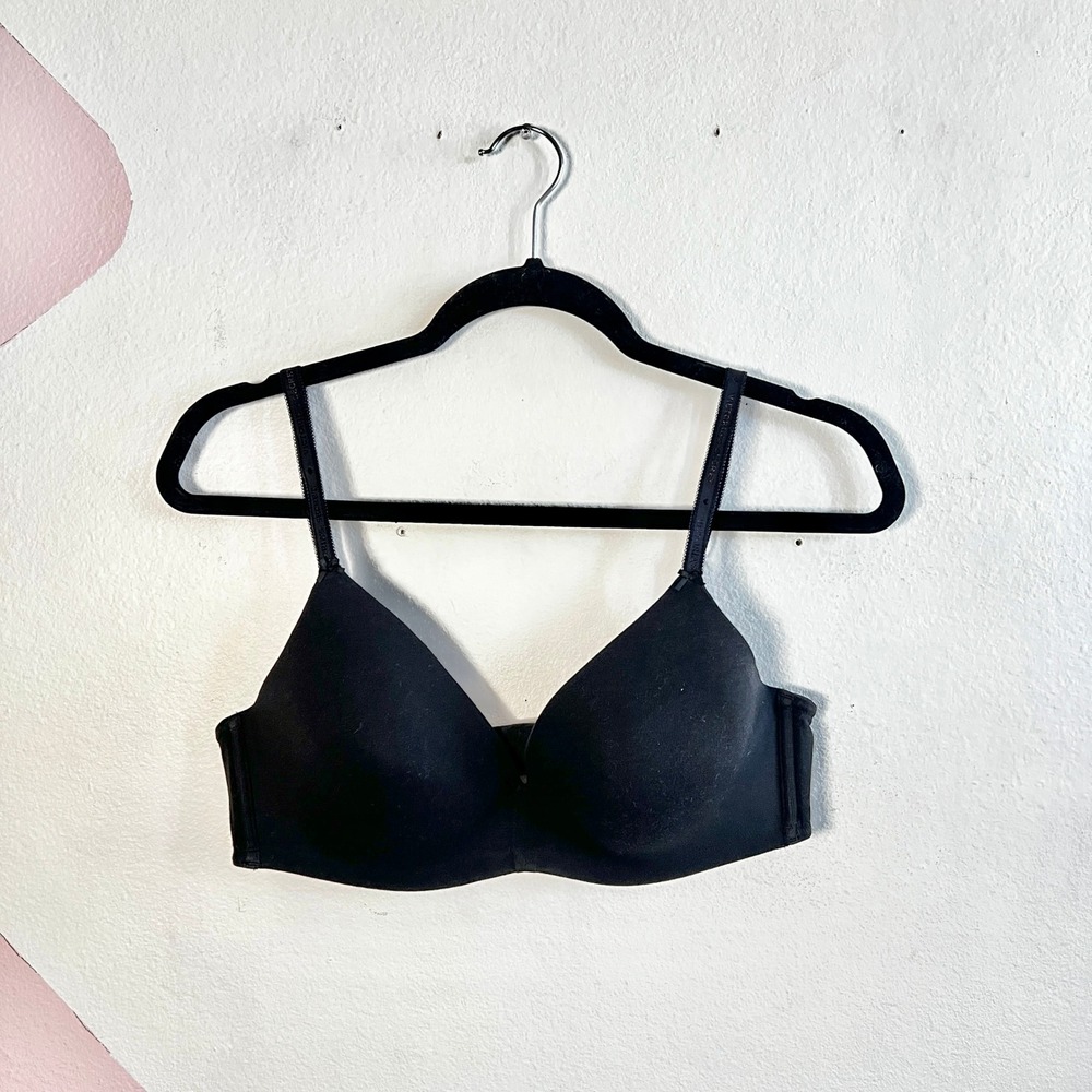 Victorias Secret 36C Cotton Bra Black Lined No-Wire Back Closure